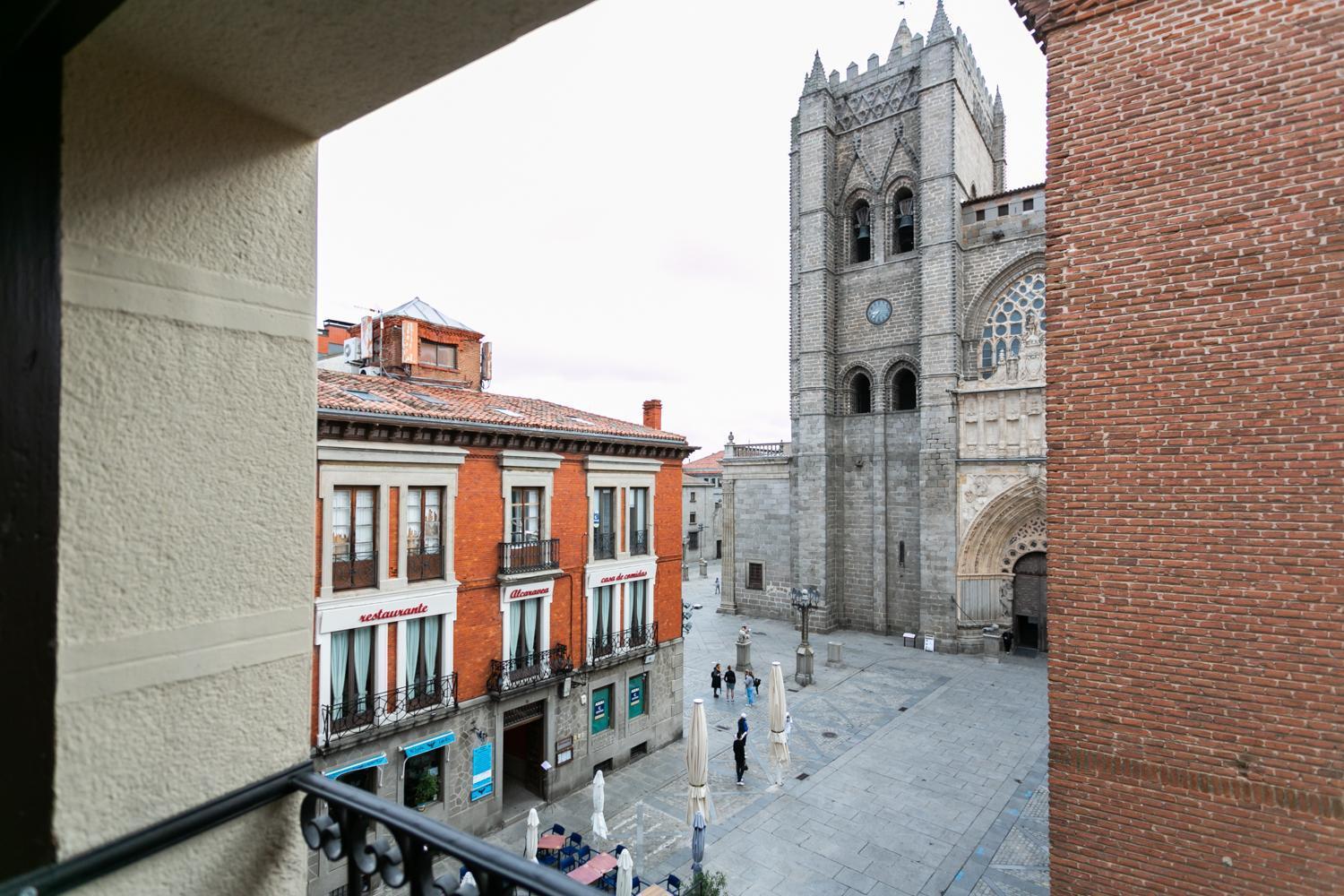 Apartamento Altior Catedral Homes Ávila Eksteriør bilde